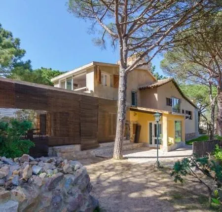 Sleeps 17 Pool Wifi