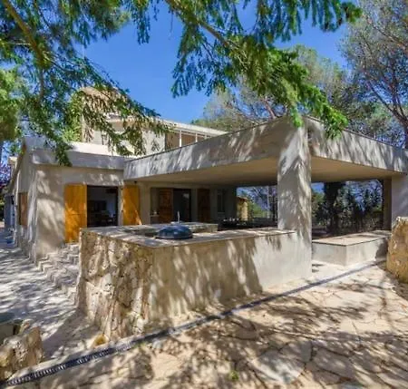Sleeps 17 Pool Wifi *